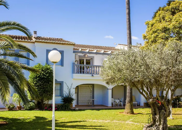 Апартаменти La Giralda F By Interhome *