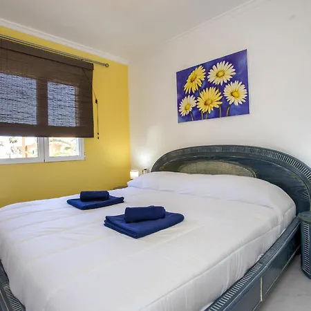 La Giralda F By Interhome Daire *